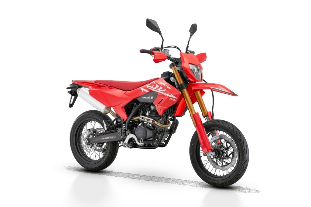 QJ Motor COV 125: arriva la motard da 15 CV a 3.190 euro